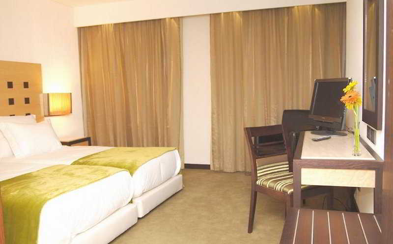 Lux Fatima Park - Hotel, Suites & Residence Exterior photo